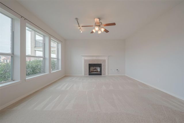 18118 Billabong Crescent Court, Cypress, TX 77429