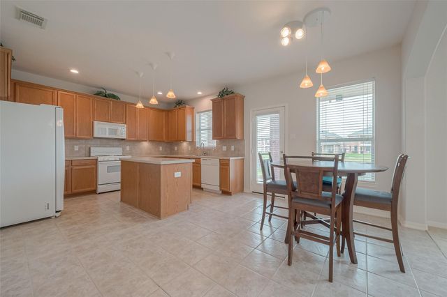 18118 Billabong Crescent Court, Cypress, TX 77429