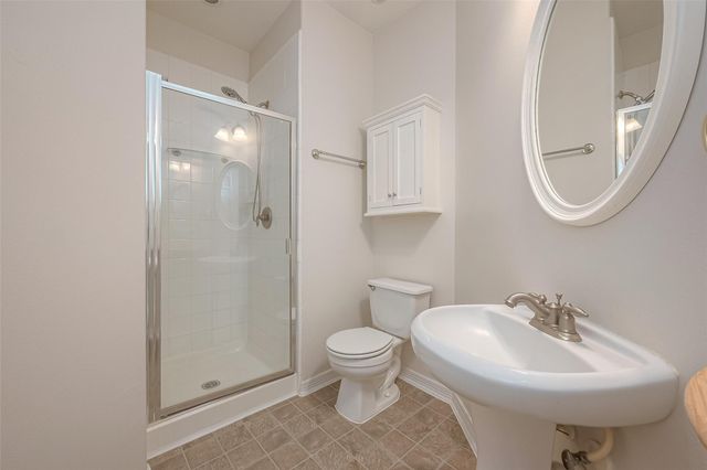 18118 Billabong Crescent Court, Cypress, TX 77429