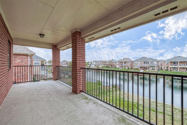 18118 Billabong Crescent Court, Cypress, TX 77429