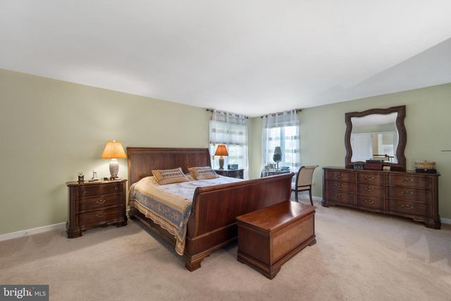 12 TANYARD RD, Richboro, PA 18954