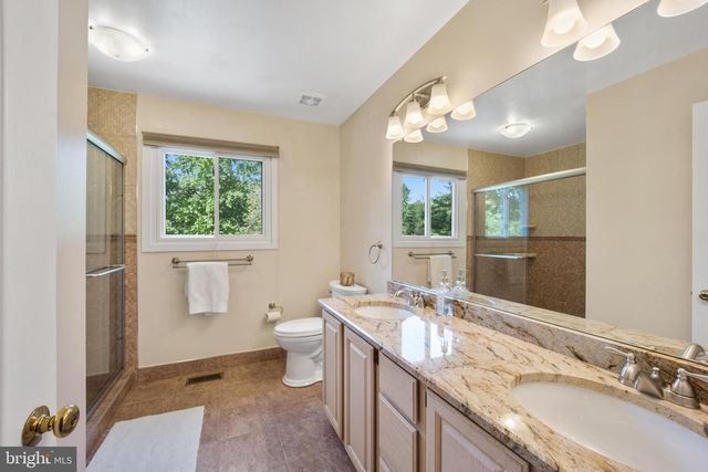 12 TANYARD RD, Richboro, PA 18954