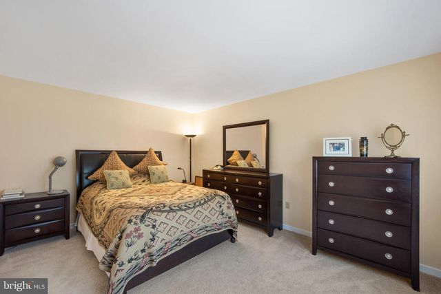 12 TANYARD RD, Richboro, PA 18954
