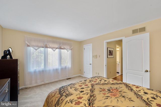 12 TANYARD RD, Richboro, PA 18954