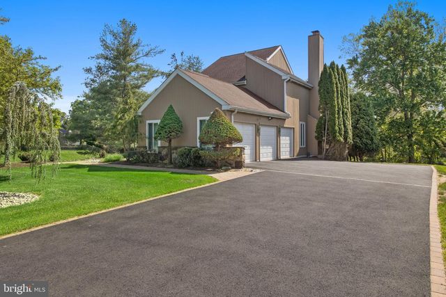 12 TANYARD RD, Richboro, PA 18954