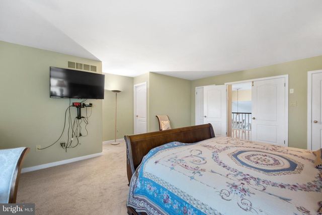12 TANYARD RD, Richboro, PA 18954
