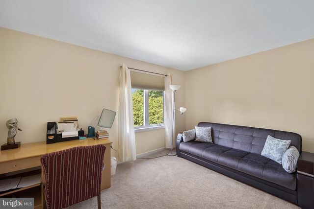 12 TANYARD RD, Richboro, PA 18954