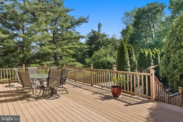 12 TANYARD RD, Richboro, PA 18954