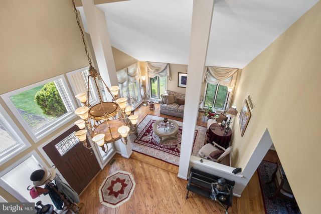 12 TANYARD RD, Richboro, PA 18954