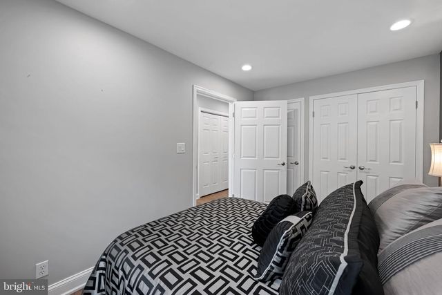 7204 OLD FRIENDSHIP WAY, Elkridge, MD 21075