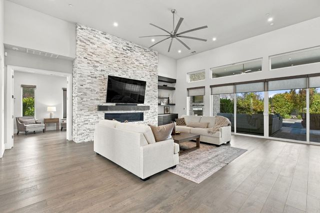 5301 Pine Grove Pl, Granite Bay, CA 95746