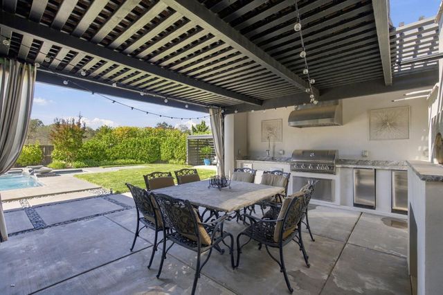 5301 Pine Grove Pl, Granite Bay, CA 95746