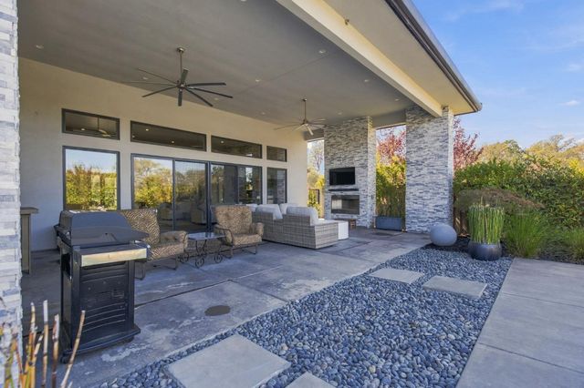 5301 Pine Grove Pl, Granite Bay, CA 95746