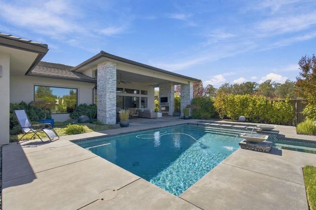 5301 Pine Grove Pl, Granite Bay, CA 95746