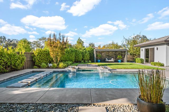 5301 Pine Grove Pl, Granite Bay, CA 95746