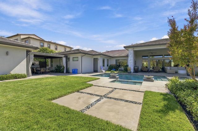 5301 Pine Grove Pl, Granite Bay, CA 95746