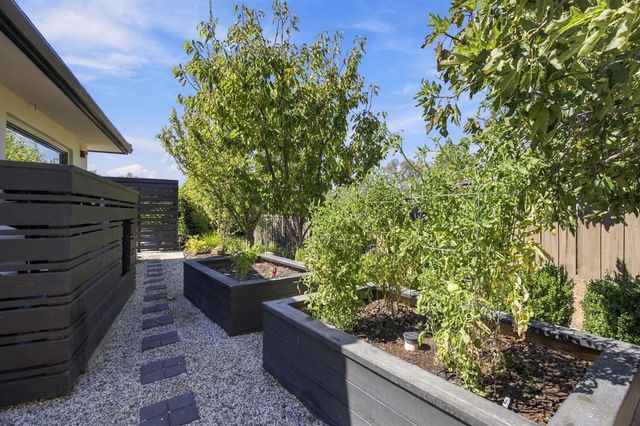5301 Pine Grove Pl, Granite Bay, CA 95746
