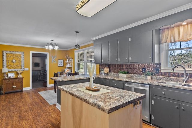 1540 S Berlin Rd, Lewisburg, TN 37091