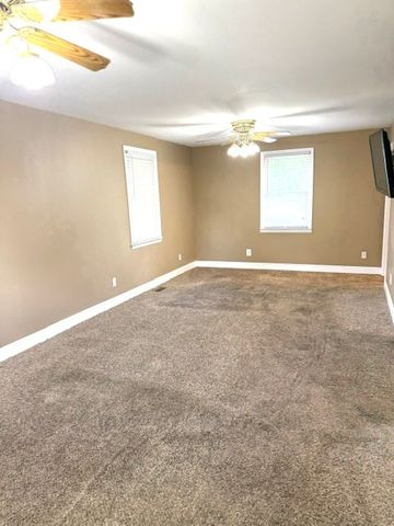 1540 S Berlin Rd, Lewisburg, TN 37091