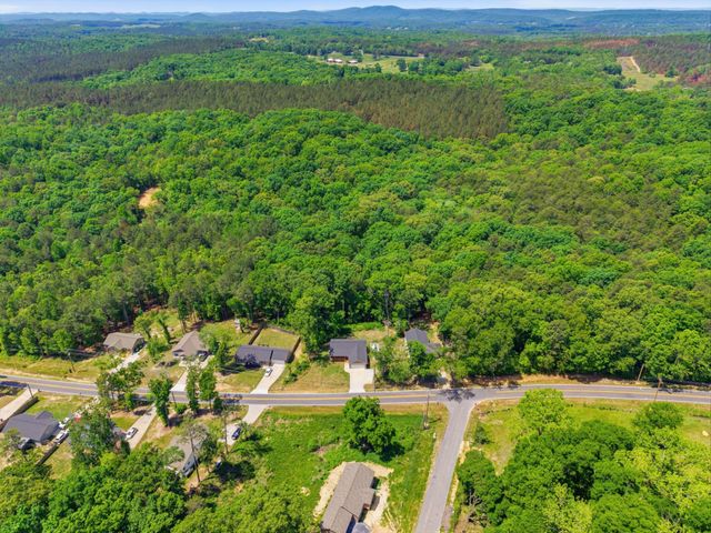 2704 Quarles Road, Rocky Face, GA 30740