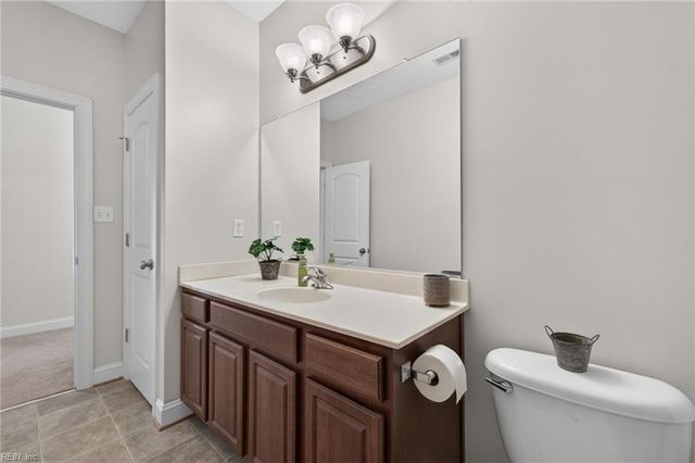 909 Long Beeches AVE, Chesapeake, VA 23320