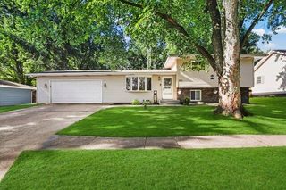 7107 Brentwood Avenue, Portage, IN 46368