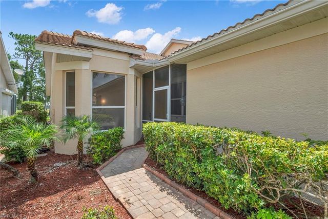2219 Carnaby CT, Lehigh Acres, FL 33973