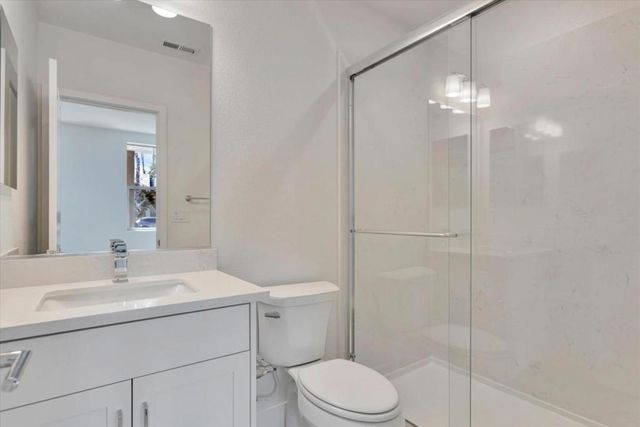 2739 Oak Road, Walnut Creek, CA 94597