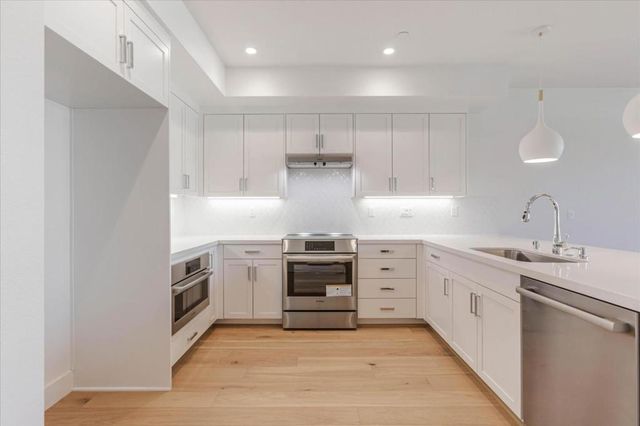 2739 Oak Road, Walnut Creek, CA 94597