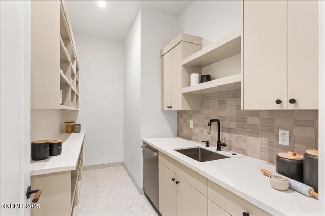 10 Glenhaven Drive, Reno, NV 89511