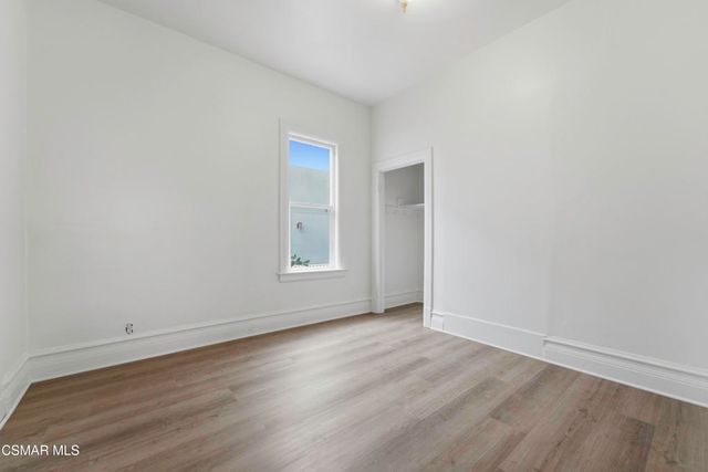 638 N Bunker Hill Avenue, Los Angeles, CA 90012