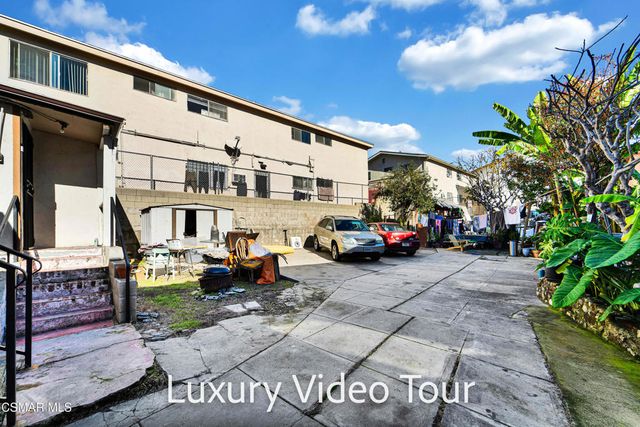 638 N Bunker Hill Avenue, Los Angeles, CA 90012