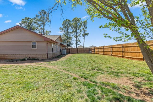 1 Misty Glenn Drive, Chickasha, OK 73018