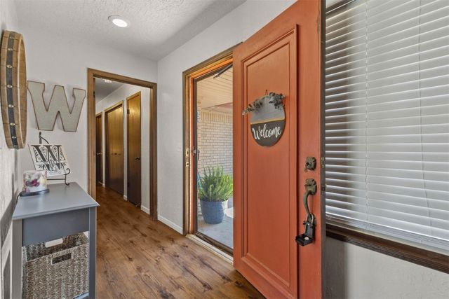 1 Misty Glenn Drive, Chickasha, OK 73018
