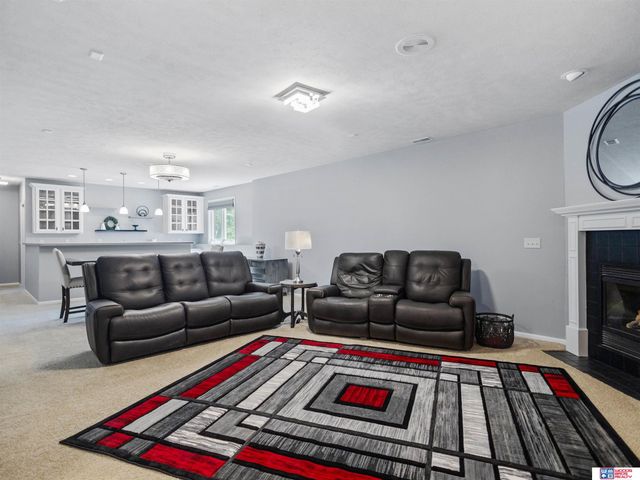 9360 Whispering Wind Road, Lincoln, NE 68512