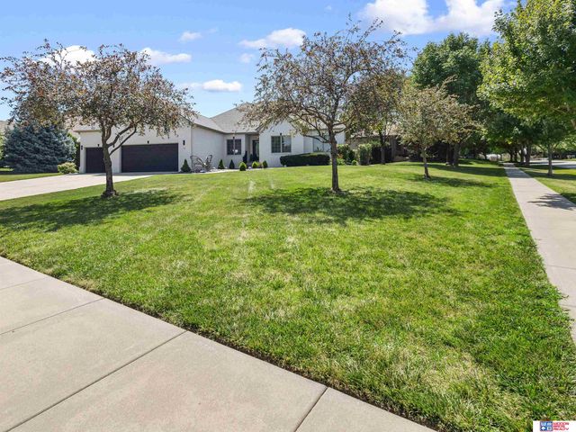 9360 Whispering Wind Road, Lincoln, NE 68512
