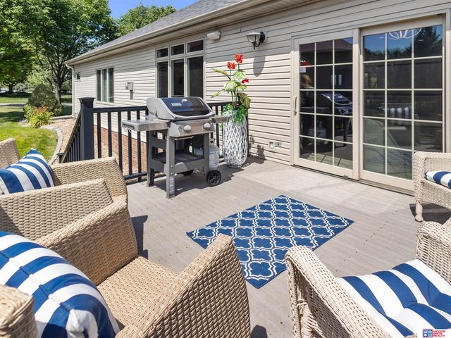 9360 Whispering Wind Road, Lincoln, NE 68512