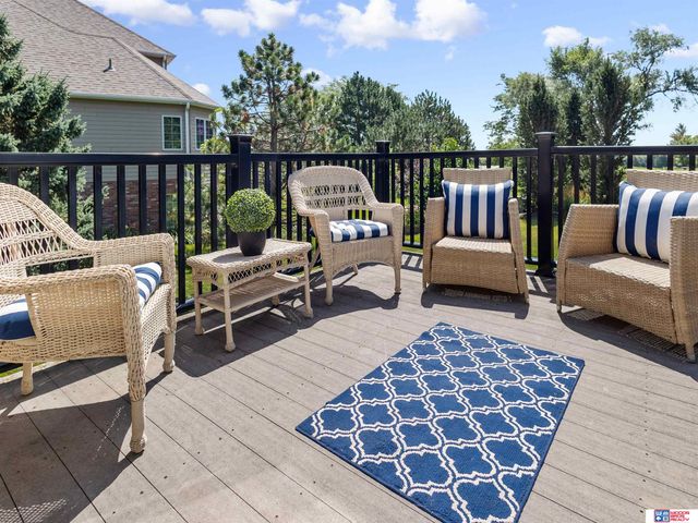 9360 Whispering Wind Road, Lincoln, NE 68512