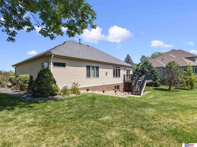 9360 Whispering Wind Road, Lincoln, NE 68512