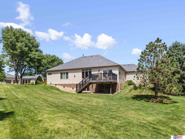 9360 Whispering Wind Road, Lincoln, NE 68512