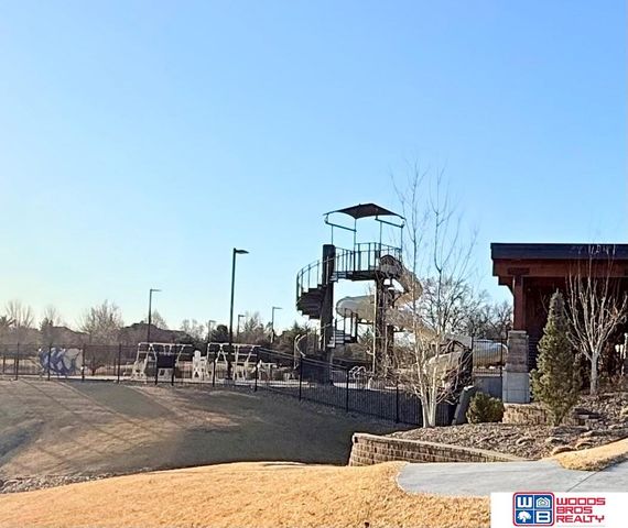 9360 Whispering Wind Road, Lincoln, NE 68512