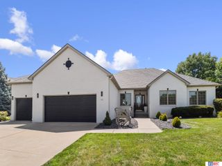 9360 Whispering Wind Road, Lincoln, NE 68512