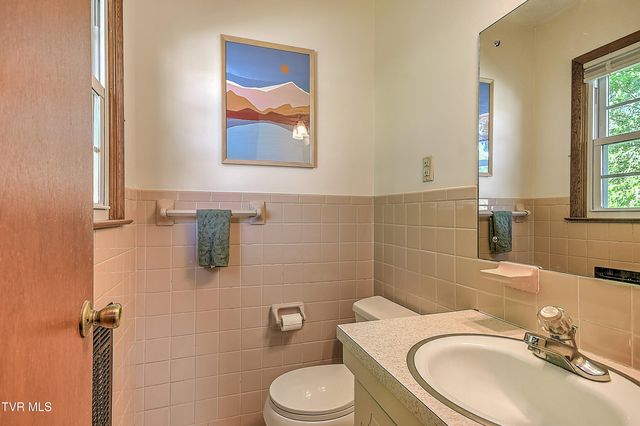 409 Montezuma Road, Kingsport, TN 37664