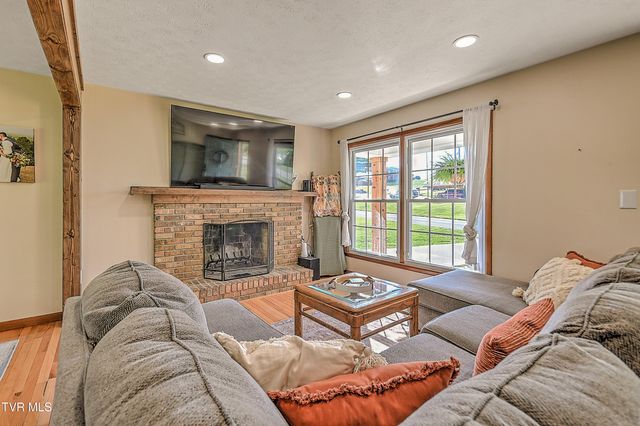 409 Montezuma Road, Kingsport, TN 37664