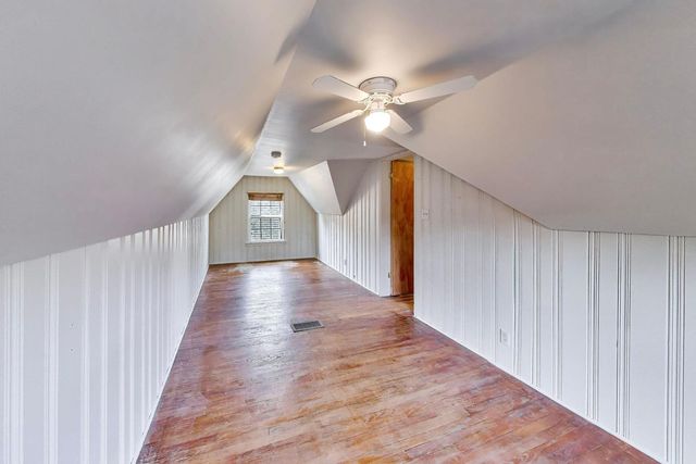 3844 N PACIFIC Avenue, Chicago, IL 60634