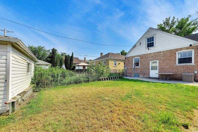 3844 N PACIFIC Avenue, Chicago, IL 60634