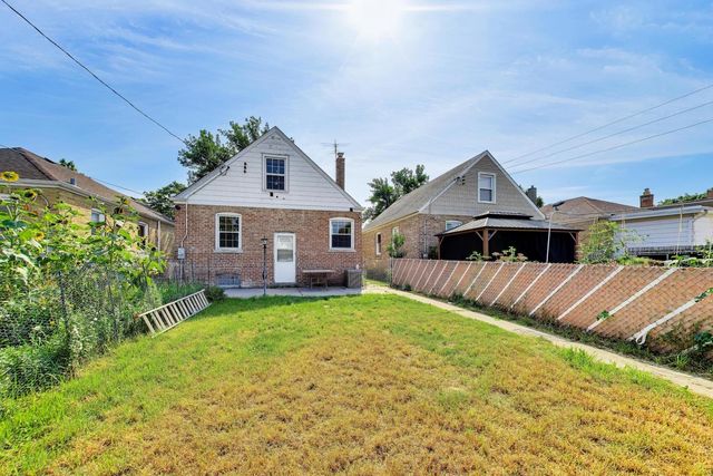 3844 N PACIFIC Avenue, Chicago, IL 60634