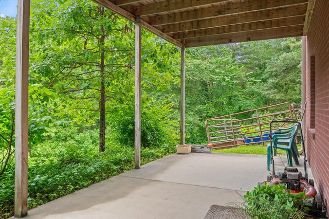 257 Hayes Dr, Dayton, TN 37321