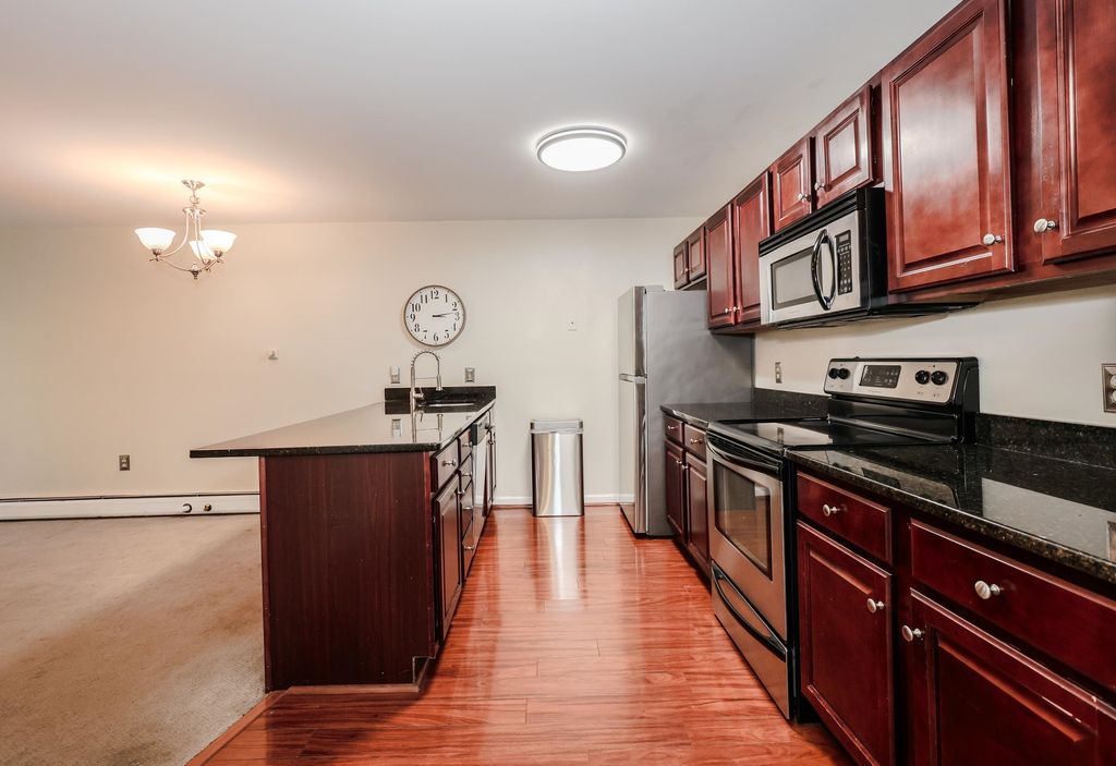 120 Fisherville Rd Unit 52, Concord, NH 03303