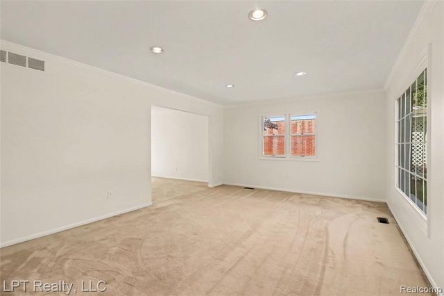 25503 Arden Park Drive, Farmington Hills, MI 48336